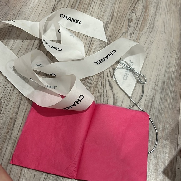 victorious secret new lot box and chanel ribbon - Picture 4 of 11